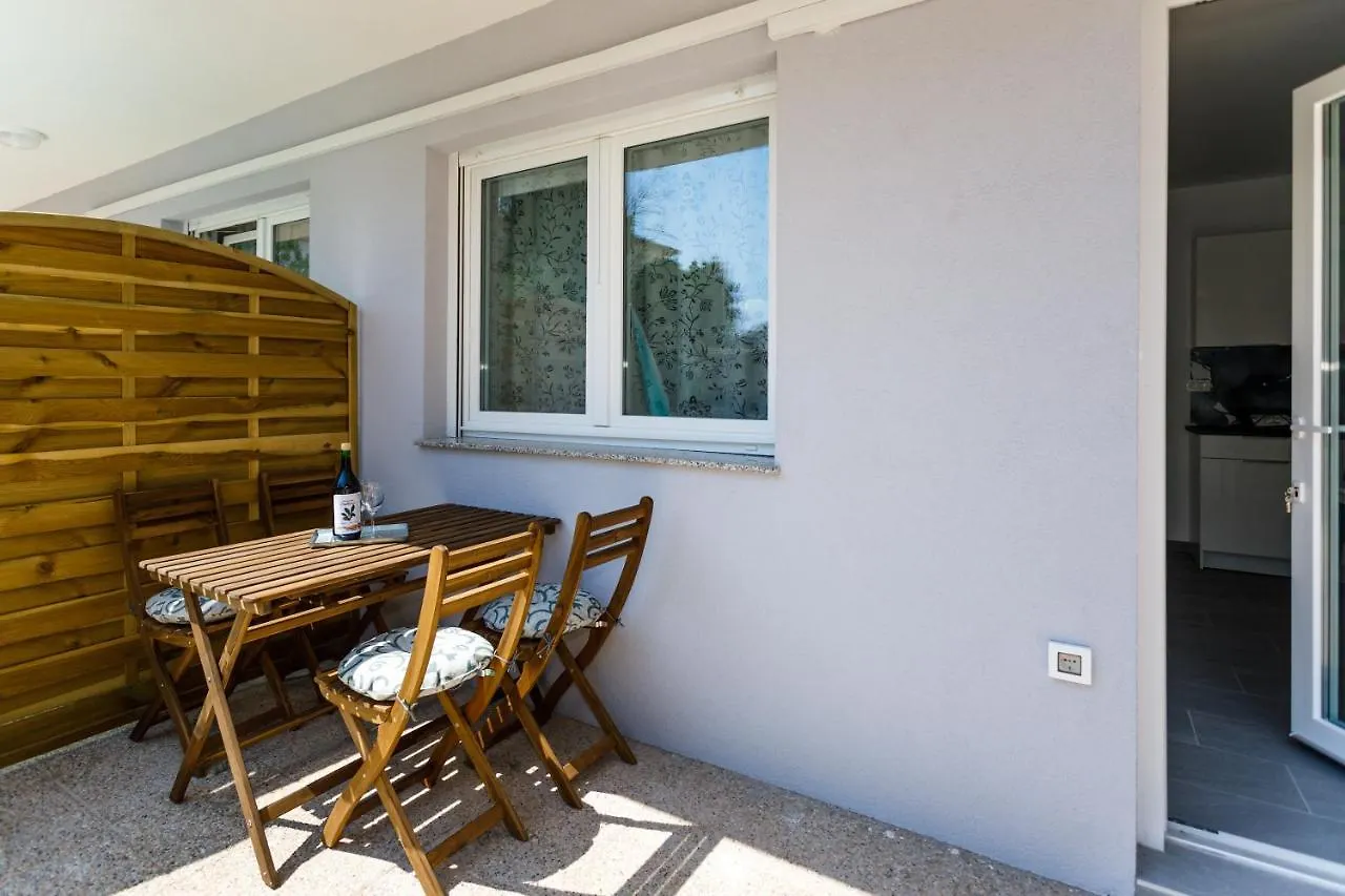 Golden Island Apartments Krk Town 0*,  Croatia
